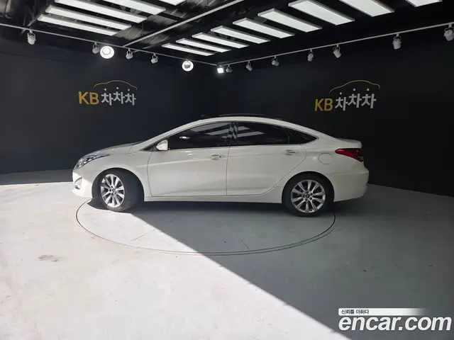 Hyundai i40 2012 2.0 автомат (гидро), миниатюра 6 Hyundai i40 2012 2.0 автомат (гидро), миниатюра 6