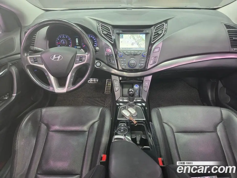 Hyundai i40 2012 2.0 автомат (гидро), фото 9 Hyundai i40 2012 2.0 автомат (гидро), фото 9