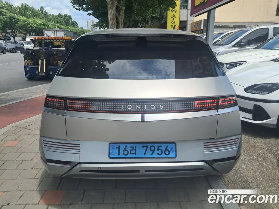 Hyundai Ioniq 5 2022 0.1 автомат (гидро), фото 3 Hyundai Ioniq 5 2022 0.1 автомат (гидро), фото 3