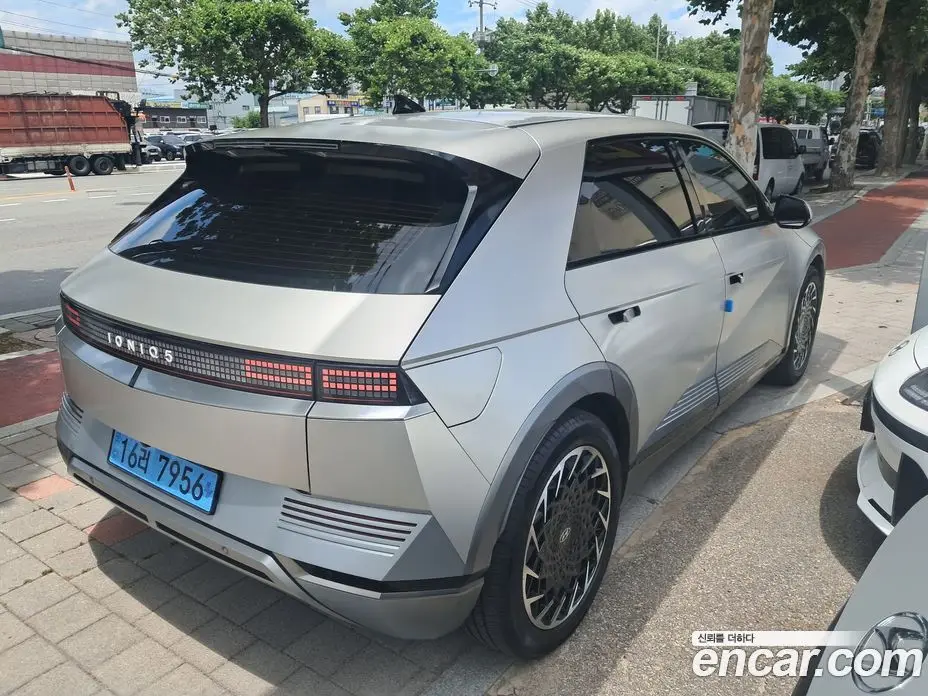 Hyundai Ioniq 5 2022 0.1 автомат (гидро), фото 4 Hyundai Ioniq 5 2022 0.1 автомат (гидро), фото 4