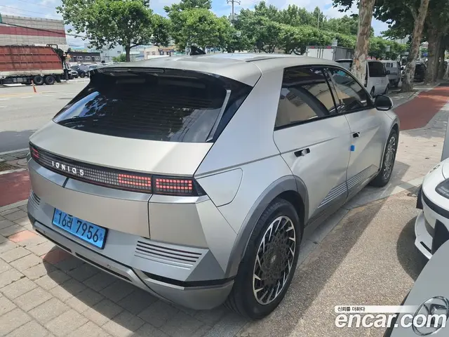 Hyundai Ioniq 5 2022 0.1 автомат (гидро), миниатюра 4 Hyundai Ioniq 5 2022 0.1 автомат (гидро), миниатюра 4