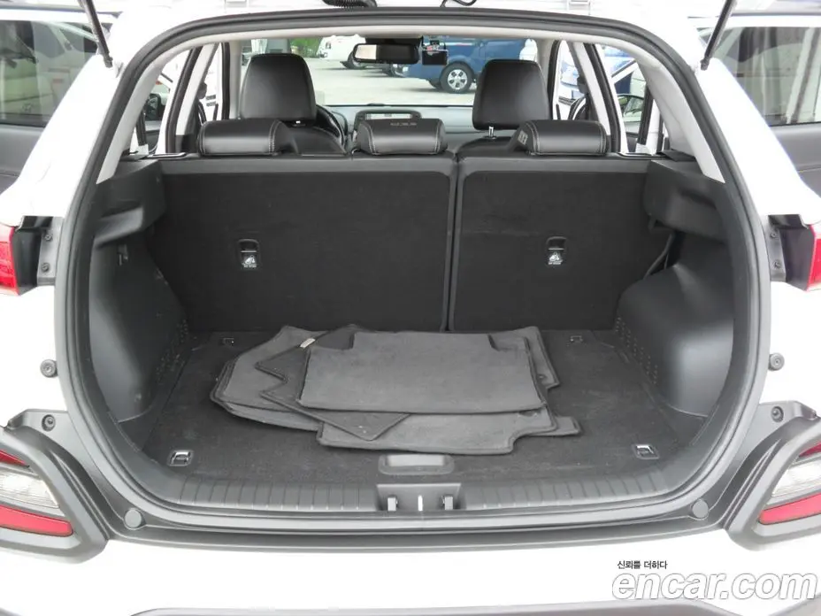 Hyundai Kona 2017 1.6 автомат (гидро), фото 12
