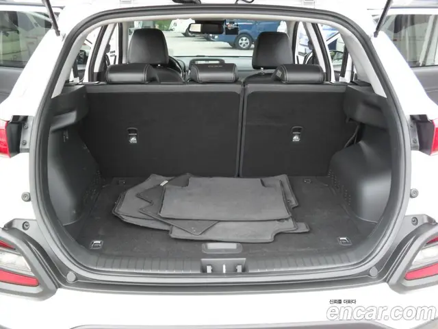 Hyundai Kona 2017 1.6 автомат (гидро), миниатюра 12