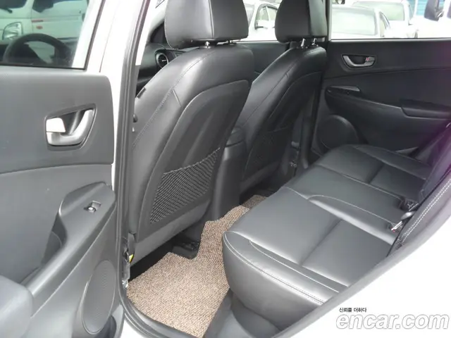 Hyundai Kona 2017 1.6 автомат (гидро), миниатюра 9