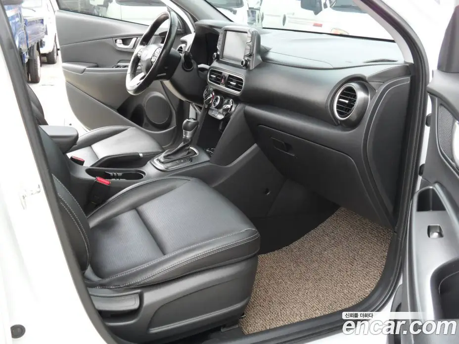 Hyundai Kona 2017 1.6 автомат (гидро), фото 10