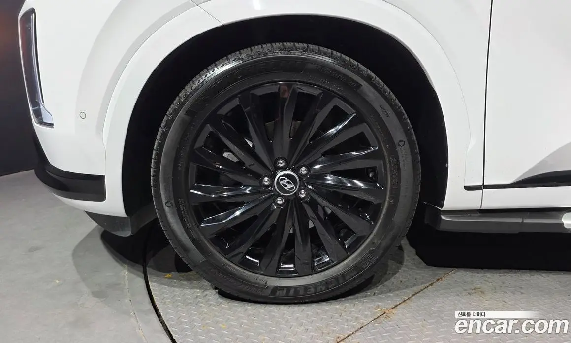 Hyundai Palisade 2023 3.8 автомат (гидро), фото 4
