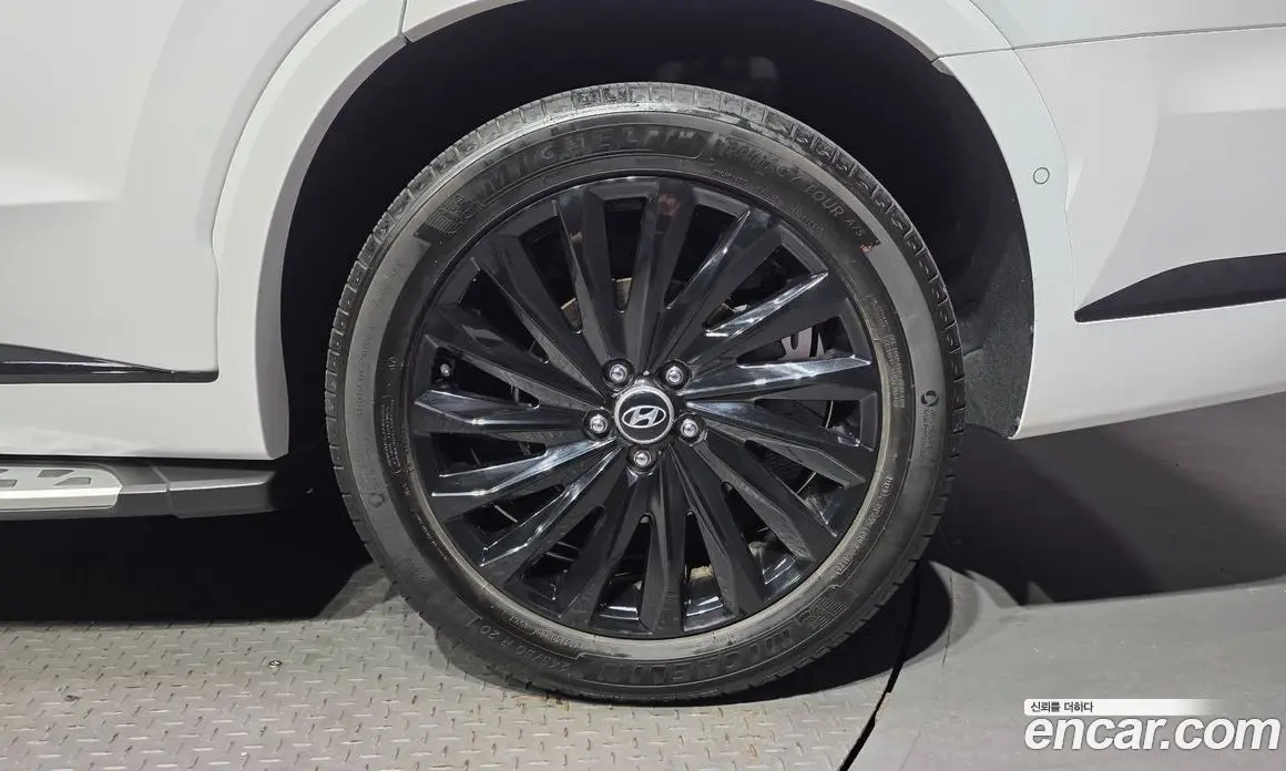 Hyundai Palisade 2023 3.8 автомат (гидро), фото 6