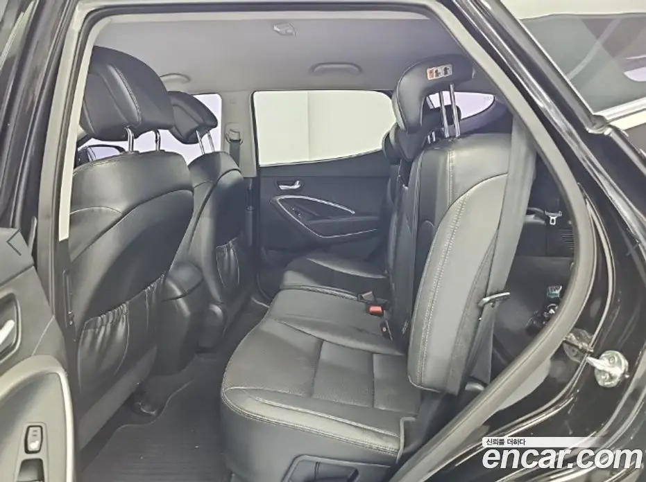 Hyundai Santa Fe 2014 2.0 автомат (гидро), фото 12 Hyundai Santa Fe 2014 2.0 автомат (гидро), фото 12