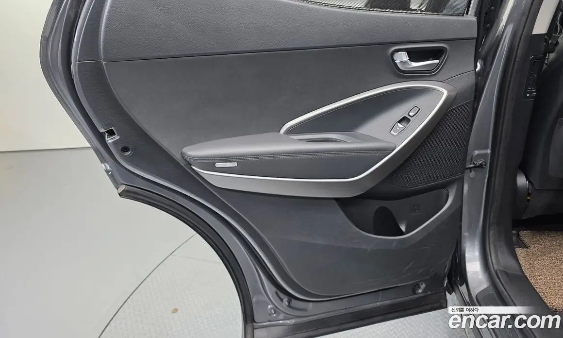 Hyundai Santa Fe 2015 2.0 автомат (гидро), фото 15