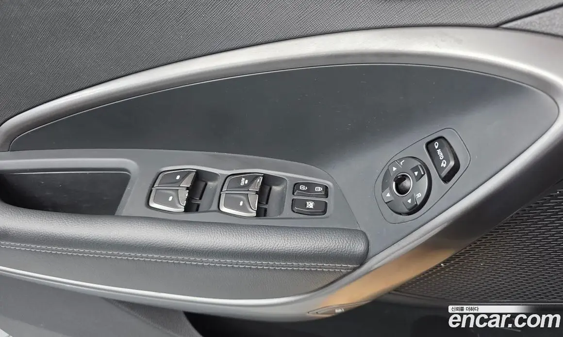 Hyundai Santa Fe 2015 2.0 автомат (гидро), фото 17
