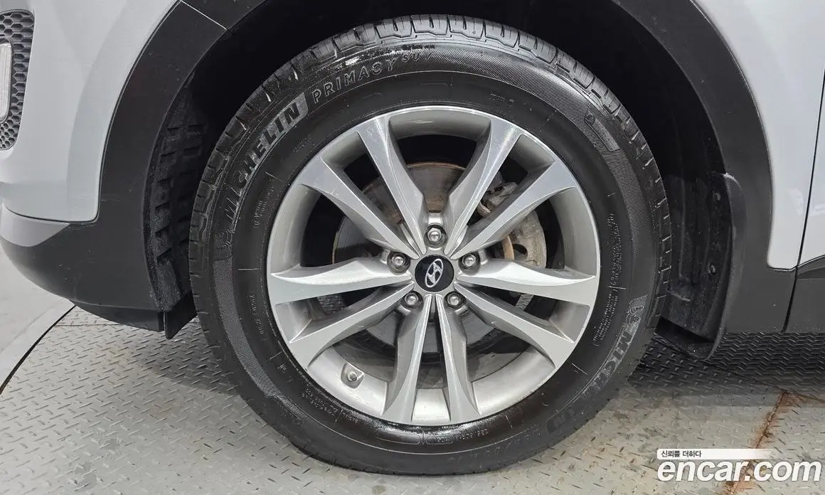 Hyundai Santa Fe 2015 2.0 автомат (гидро), фото 5 Hyundai Santa Fe 2015 2.0 автомат (гидро), фото 5