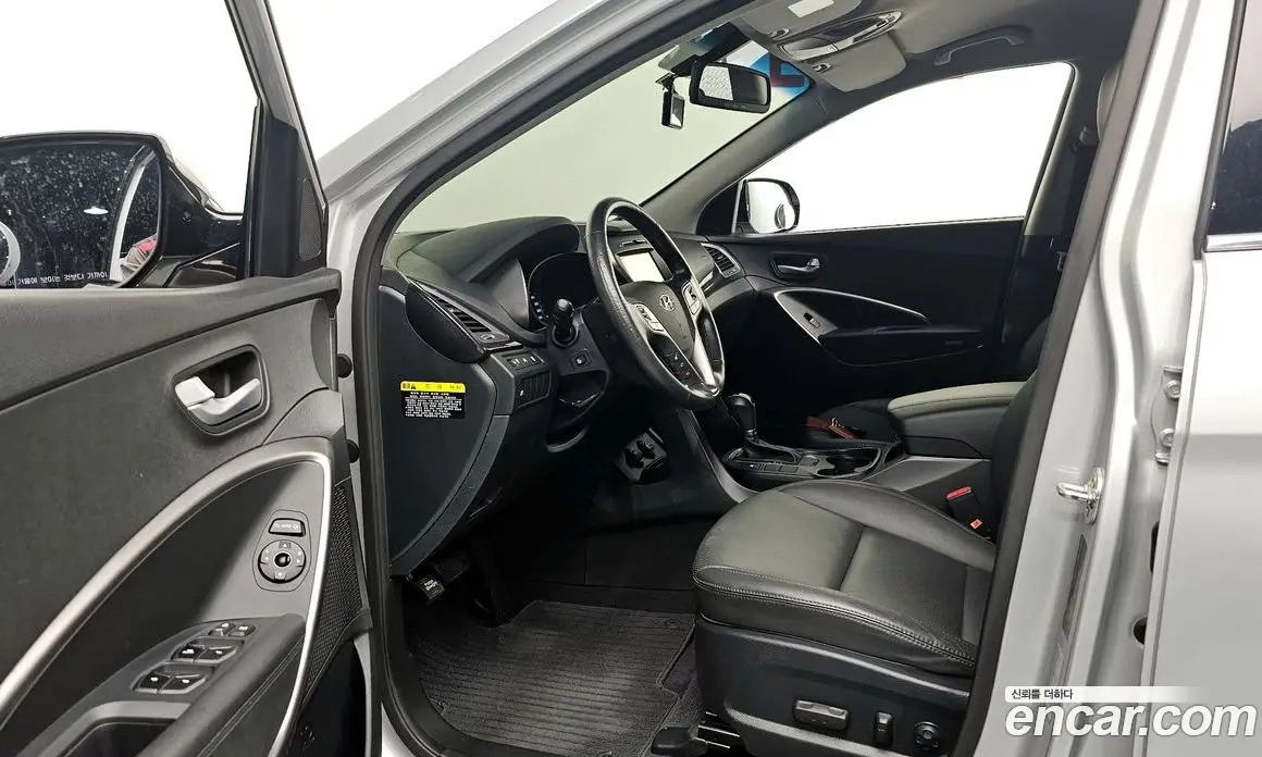 Hyundai Santa Fe 2015 2.0 автомат (гидро), фото 11 Hyundai Santa Fe 2015 2.0 автомат (гидро), фото 11