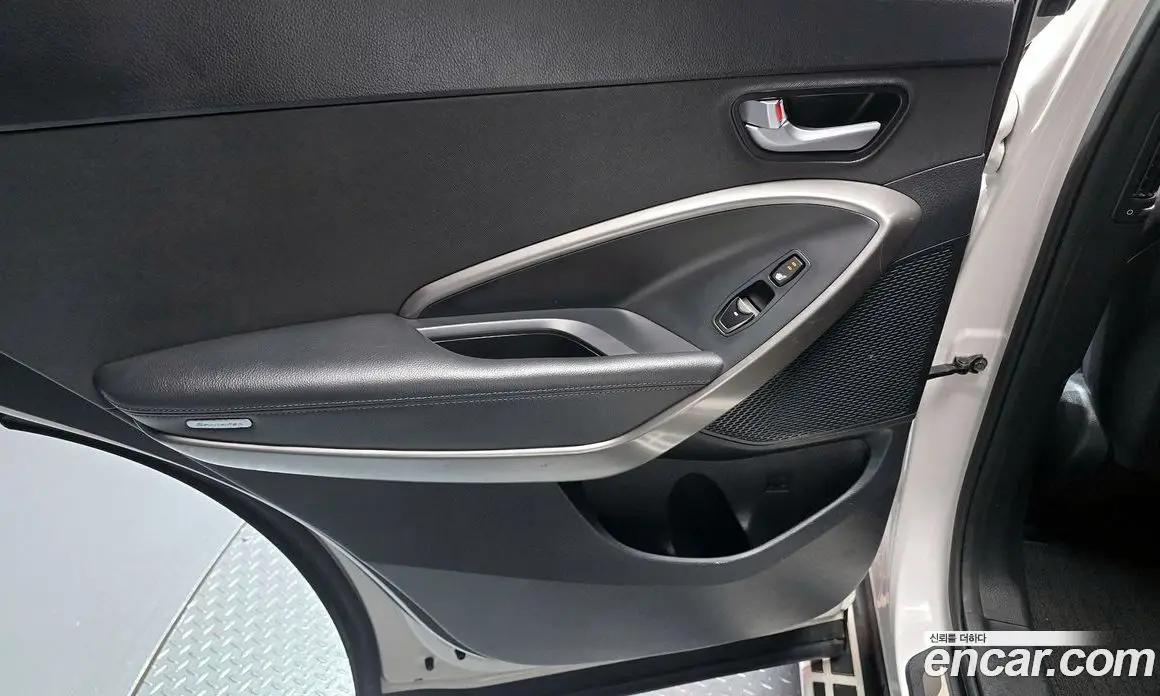 Hyundai Santa Fe 2016 2.0 автомат (гидро), фото 15