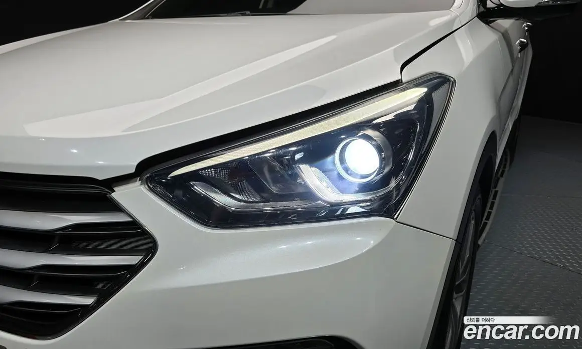 Hyundai Santa Fe 2016 2.0 автомат (гидро), фото 8