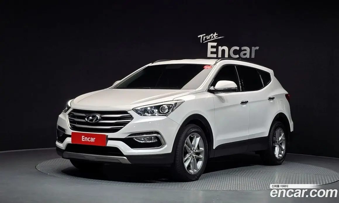Hyundai Santa Fe 2016 2.0 автомат (гидро), фото 1 Hyundai Santa Fe 2016 2.0 автомат (гидро), фото 1