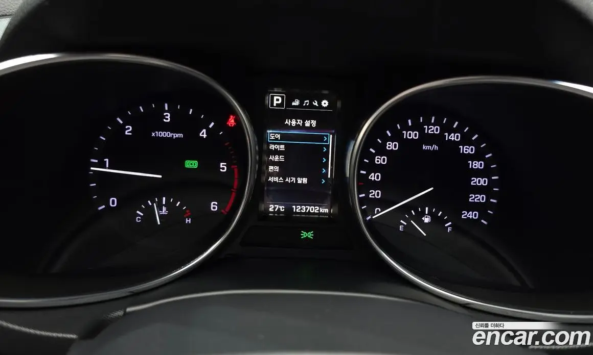 Hyundai Santa Fe 2016 2.0 автомат (гидро), фото 11 Hyundai Santa Fe 2016 2.0 автомат (гидро), фото 11
