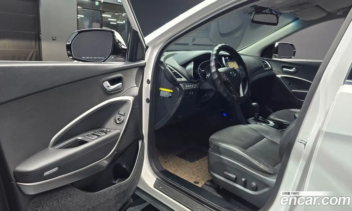 Hyundai Santa Fe 2016 2.0 автомат (гидро), фото 13 Hyundai Santa Fe 2016 2.0 автомат (гидро), фото 13