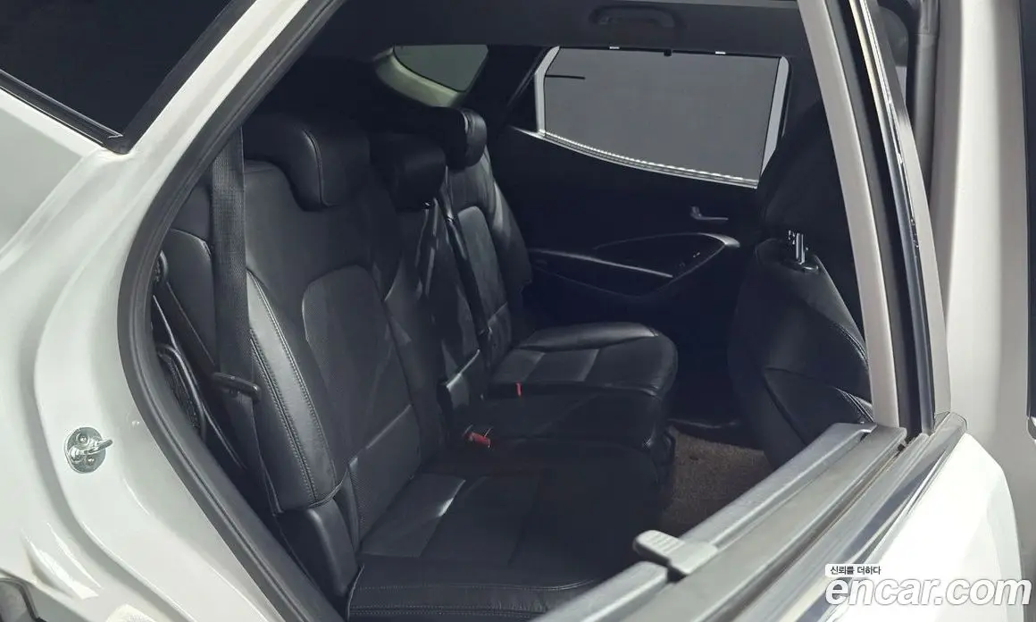 Hyundai Santa Fe 2016 2.0 автомат (гидро), фото 16 Hyundai Santa Fe 2016 2.0 автомат (гидро), фото 16