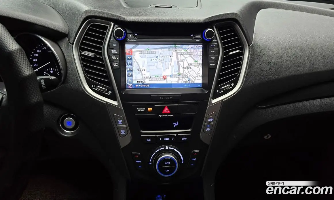 Hyundai Santa Fe 2016 2.0 автомат (гидро), фото 20 Hyundai Santa Fe 2016 2.0 автомат (гидро), фото 20
