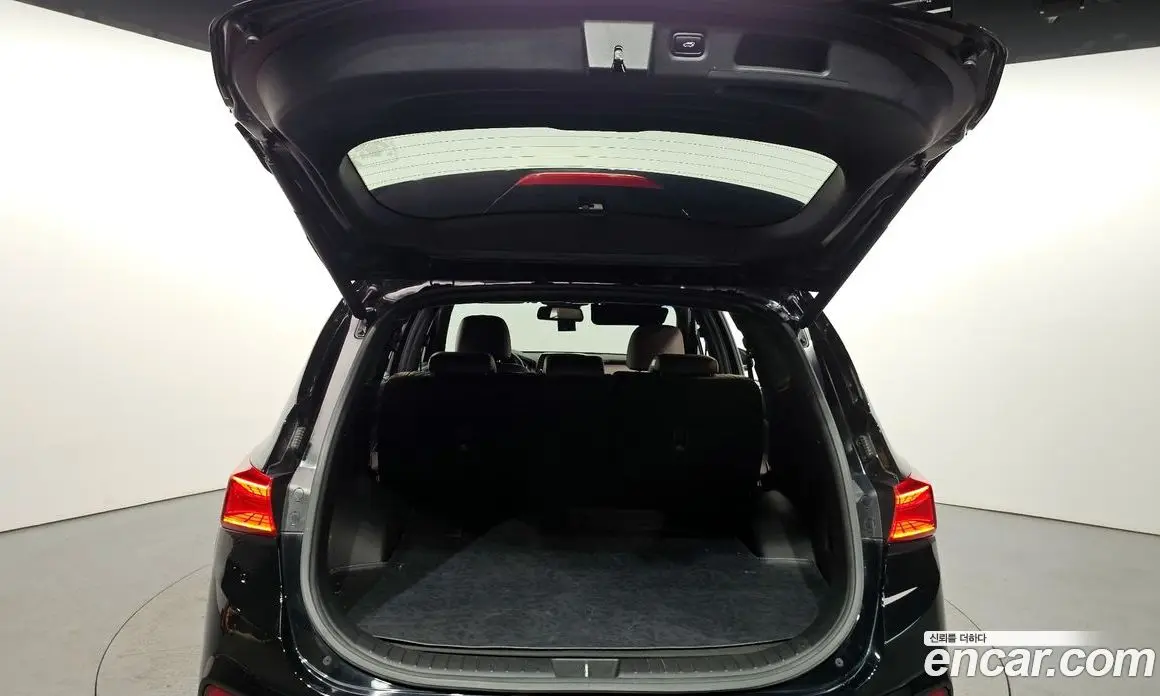 Hyundai Santa Fe 2018 2.0 автомат (гидро), фото 20
