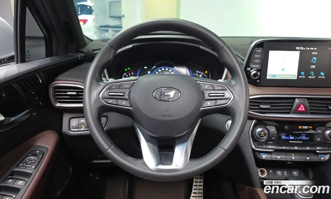 Hyundai Santa Fe 2018 2.0 автомат (гидро), фото 14