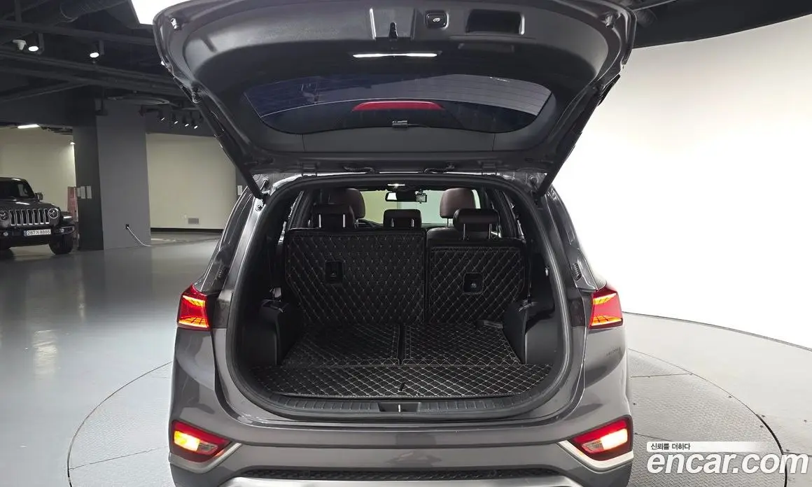 Hyundai Santa Fe 2018 2.0 автомат (гидро), фото 20