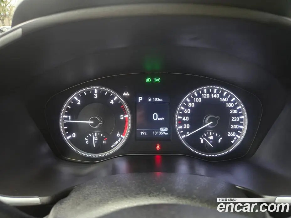 Hyundai Santa Fe 2019 2.0 автомат (гидро), фото 10 Hyundai Santa Fe 2019 2.0 автомат (гидро), фото 10