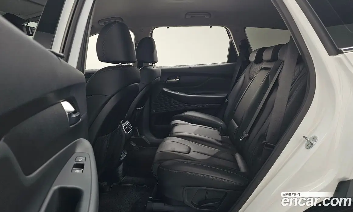 Hyundai Santa Fe 2021 2.2 автомат (гидро), фото 12 Hyundai Santa Fe 2021 2.2 автомат (гидро), фото 12