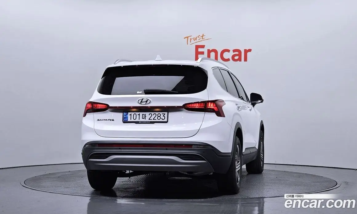 Hyundai Santa Fe 2021 2.2 автомат (гидро), фото 4 Hyundai Santa Fe 2021 2.2 автомат (гидро), фото 4