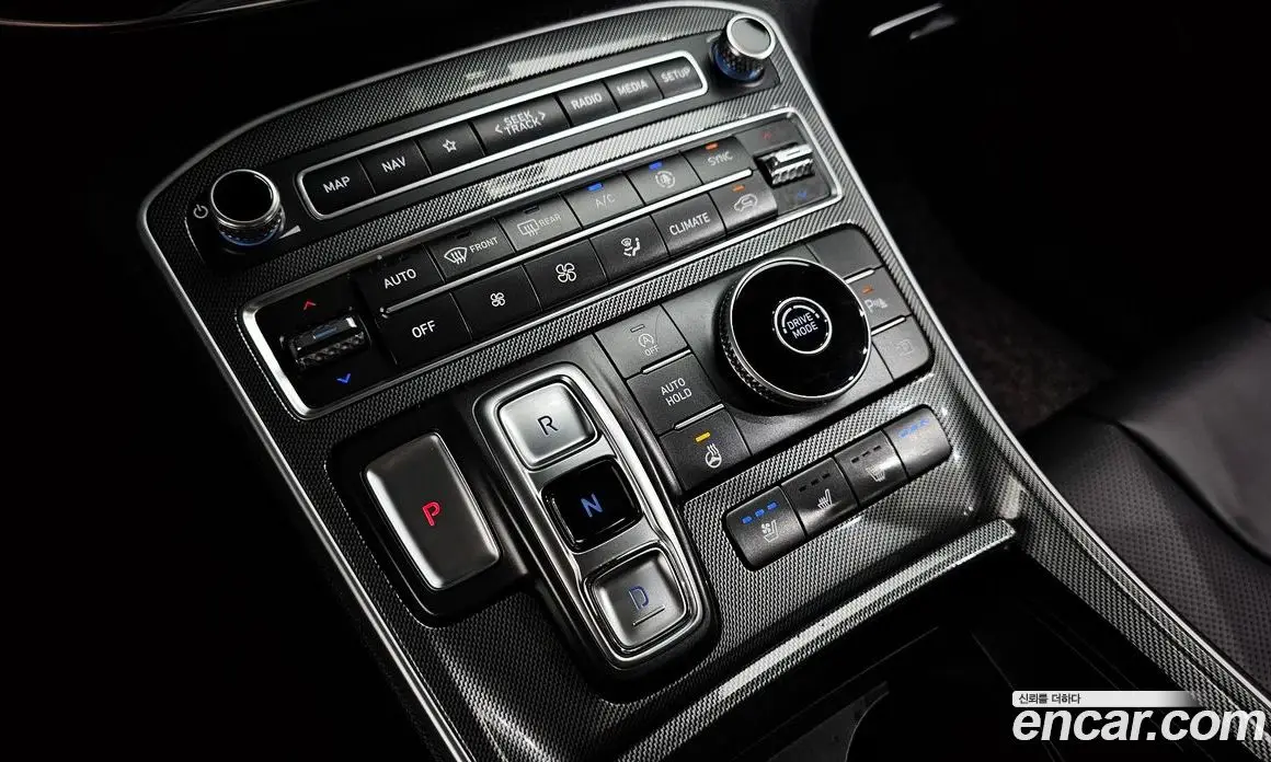 Hyundai Santa Fe 2022 2.5 автомат (гидро), фото 9