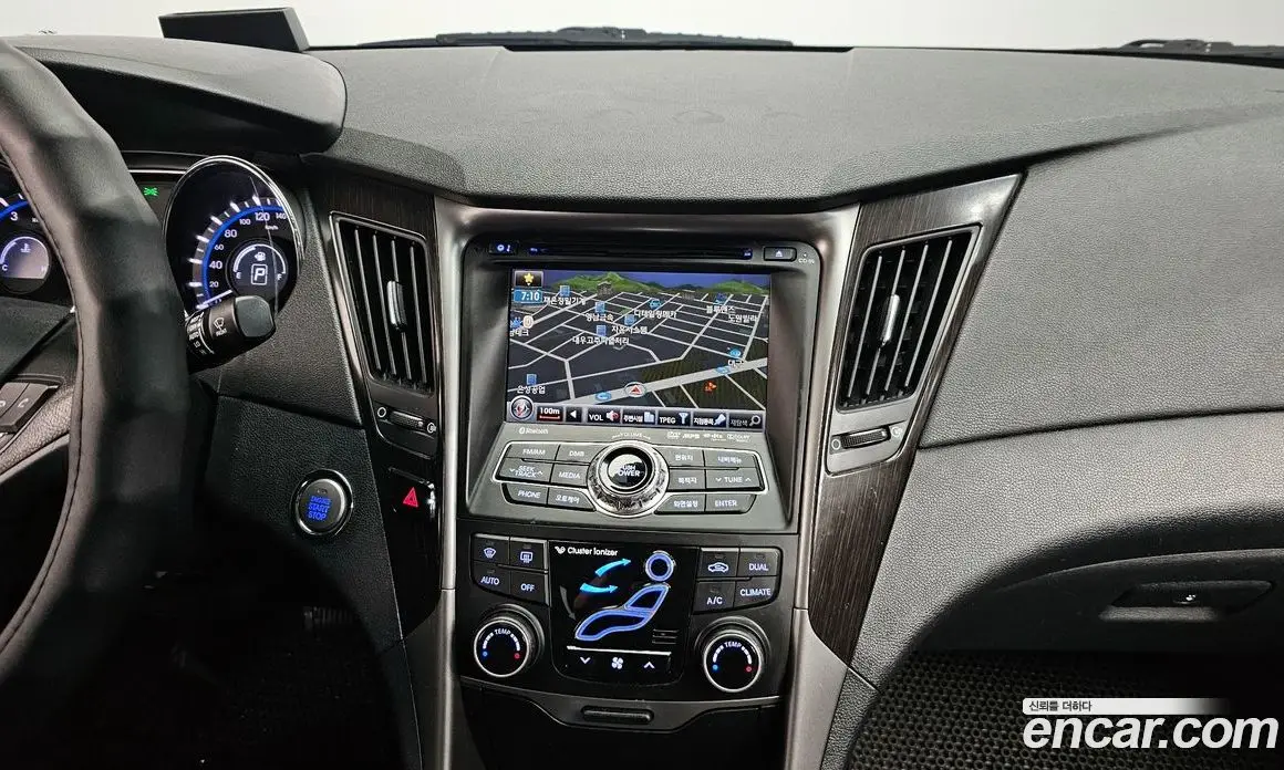 Hyundai Sonata 2011 2.0 автомат (гидро), фото 13 Hyundai Sonata 2011 2.0 автомат (гидро), фото 13
