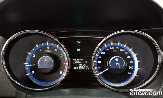 Hyundai Sonata 2011 2.0 автомат (гидро), миниатюра 8 Hyundai Sonata 2011 2.0 автомат (гидро), миниатюра 8