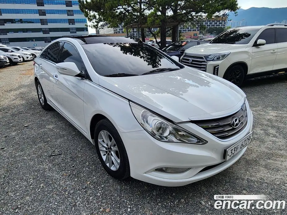 Hyundai Sonata 2012 2.0 автомат (гидро), фото 3 Hyundai Sonata 2012 2.0 автомат (гидро), фото 3