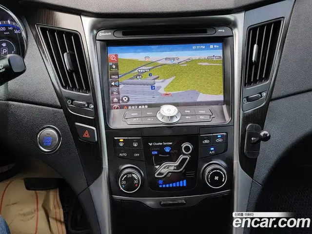 Hyundai Sonata 2012 2.0 автомат (гидро), миниатюра 5 Hyundai Sonata 2012 2.0 автомат (гидро), миниатюра 5