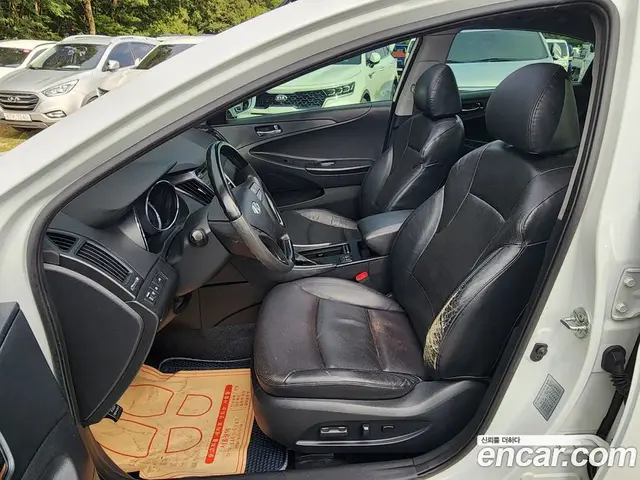 Hyundai Sonata 2012 2.0 автомат (гидро), миниатюра 7 Hyundai Sonata 2012 2.0 автомат (гидро), миниатюра 7