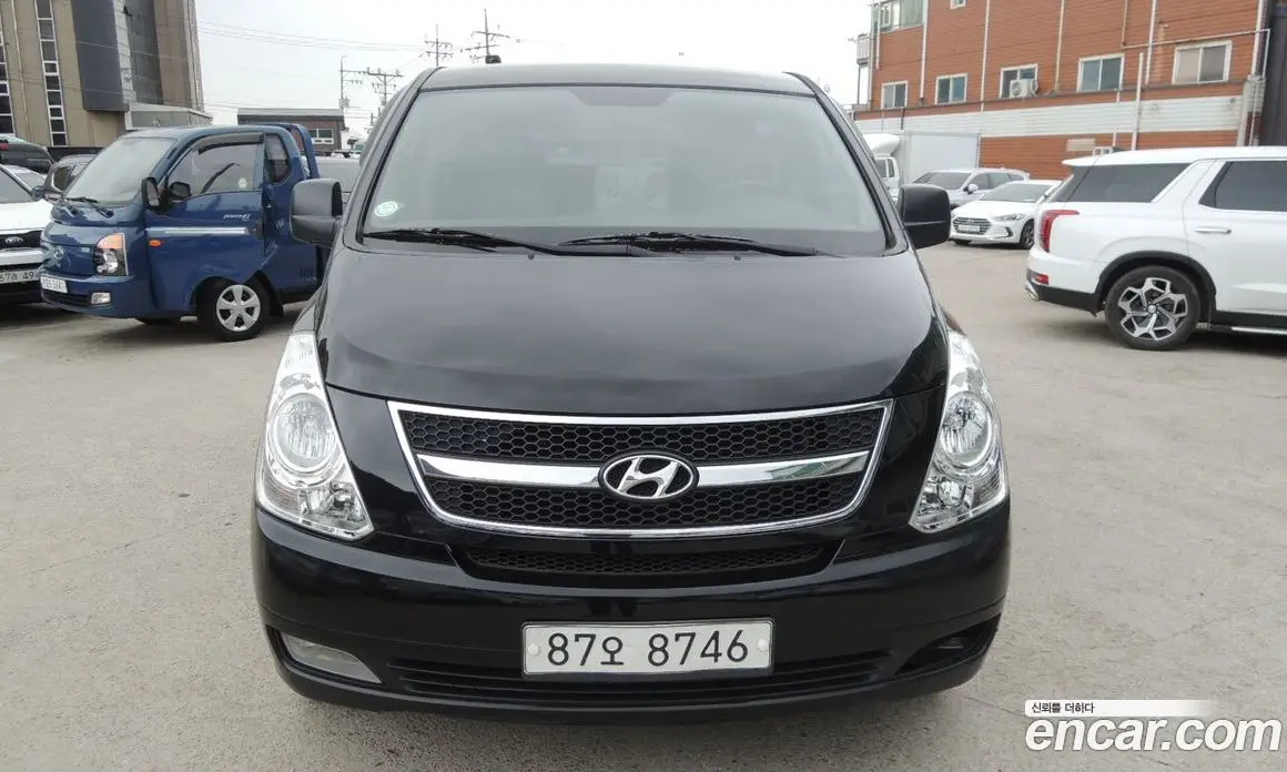 Hyundai Starex 2013 2.5 автомат (гидро), фото 2 Hyundai Starex 2013 2.5 автомат (гидро), фото 2