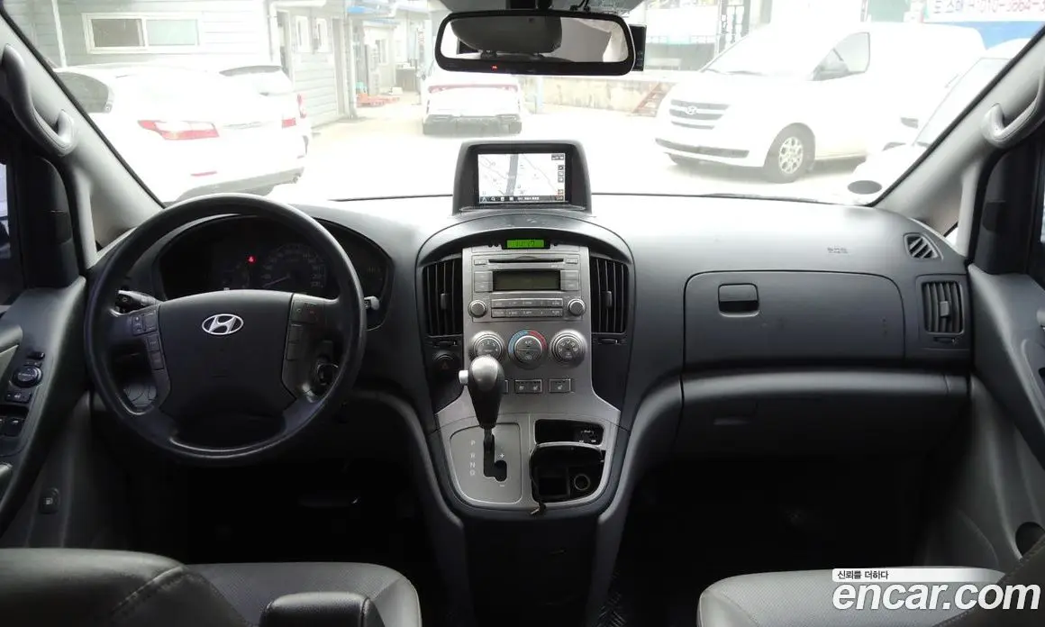 Hyundai Starex 2013 2.5 автомат (гидро), фото 7 Hyundai Starex 2013 2.5 автомат (гидро), фото 7