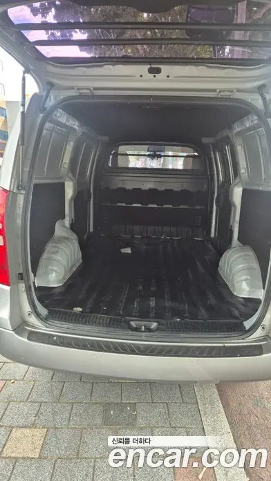 Hyundai Starex 2016 2.5 автомат (гидро), фото 15 Hyundai Starex 2016 2.5 автомат (гидро), фото 15