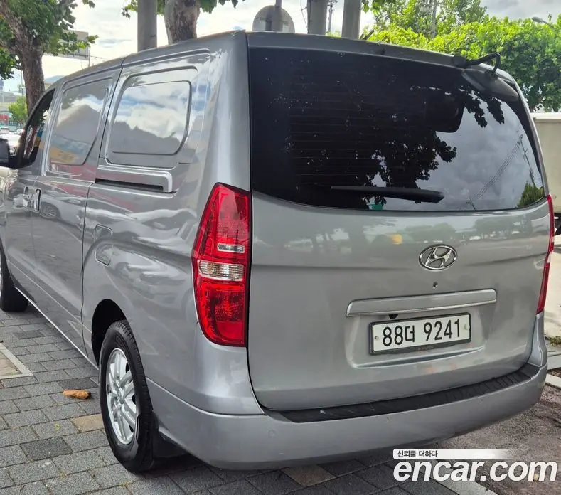 Hyundai Starex 2016 2.5 автомат (гидро), фото 5 Hyundai Starex 2016 2.5 автомат (гидро), фото 5