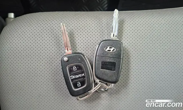 Hyundai Starex 2016 2.5 автомат (гидро), миниатюра 7 Hyundai Starex 2016 2.5 автомат (гидро), миниатюра 7