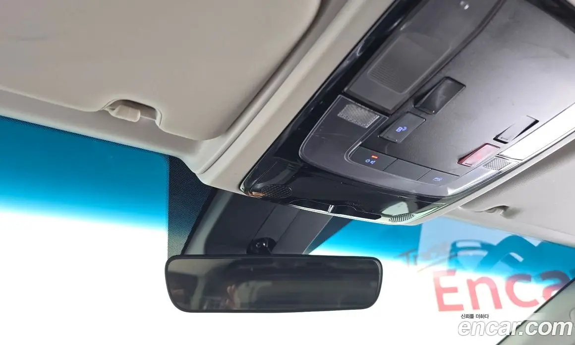 Hyundai Staria 2022 2.2 автомат (гидро), фото 20