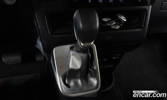 Hyundai Staria 2022 2.2 автомат (гидро), миниатюра 9