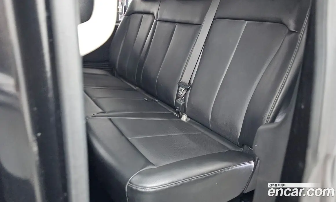 Hyundai Staria 2022 3.5 автомат (гидро), фото 16