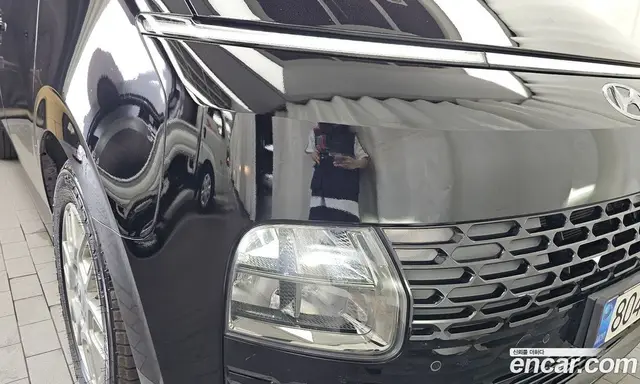 Hyundai Staria 2022 3.5 автомат (гидро), миниатюра 8