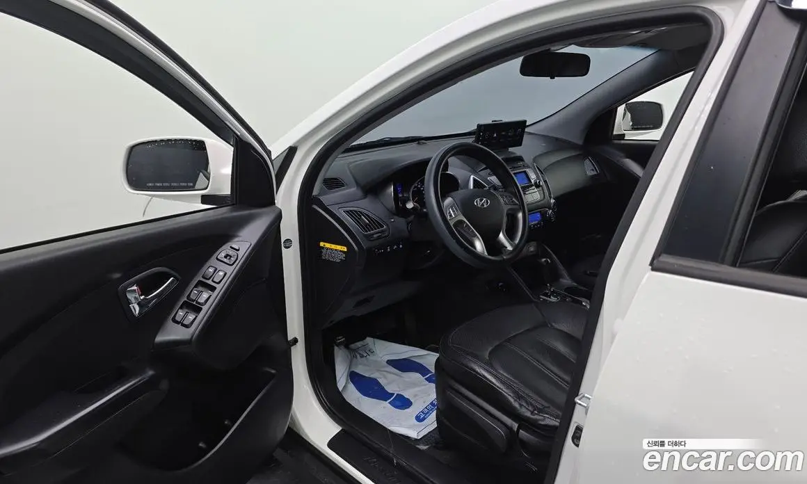 Hyundai Tucson 2013 2.0 автомат (гидро), фото 10