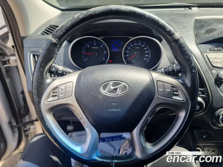 Hyundai Tucson 2013 2.0 автомат (гидро), фото 15