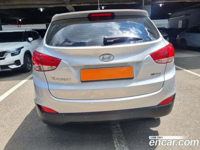 Hyundai Tucson 2013 2.0 автомат (гидро), миниатюра 6