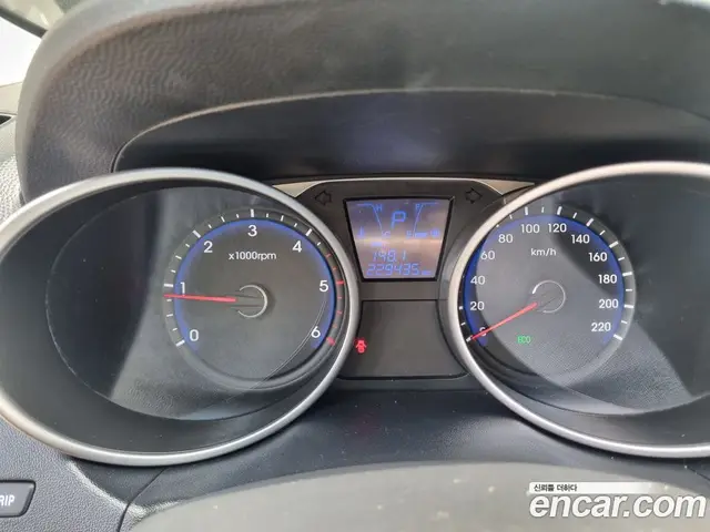 Hyundai Tucson 2013 2.0 автомат (гидро), миниатюра 9