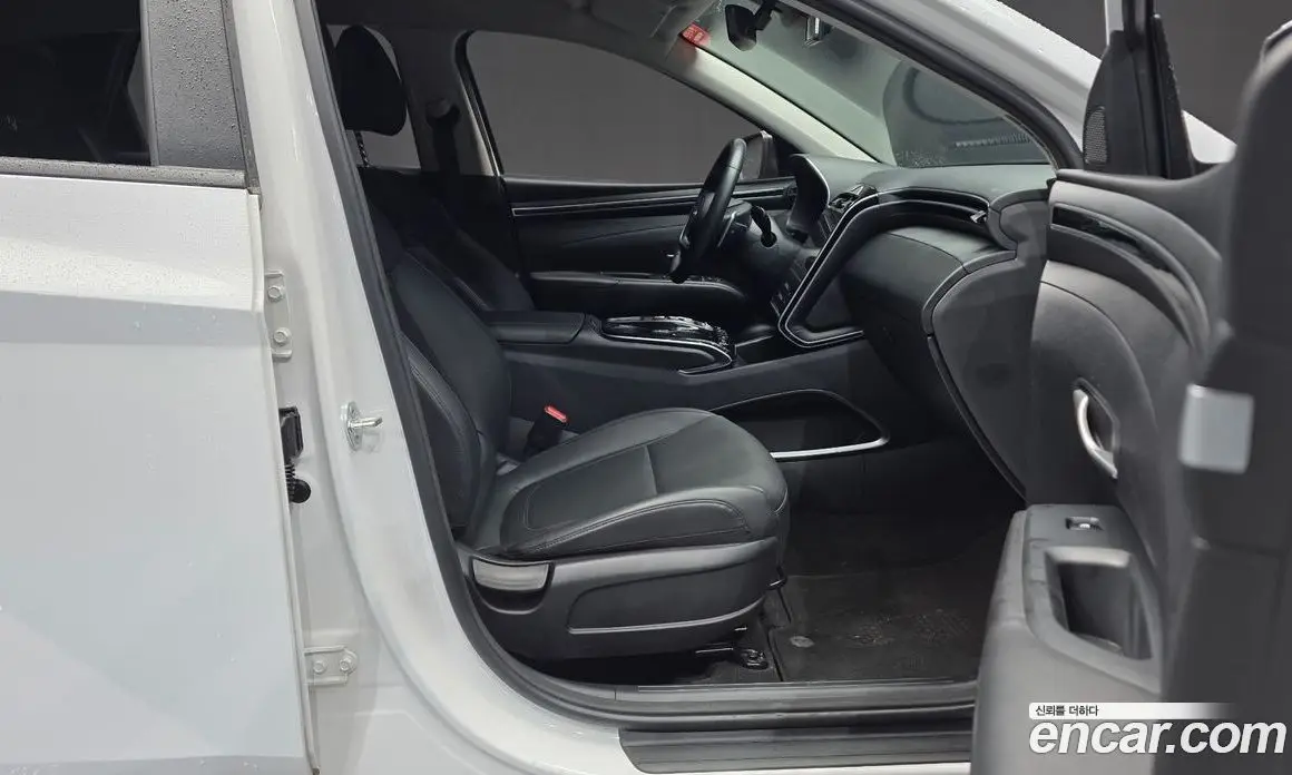 Hyundai Tucson 2022 1.6 автомат (гидро), фото 16