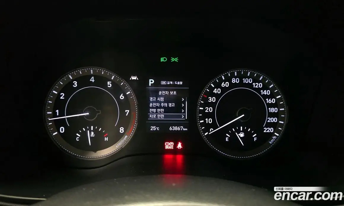 Hyundai Venue 2019 1.6 автомат (гидро), фото 11